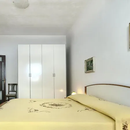 Apartment Locazione Turistica Rosmini-s House *